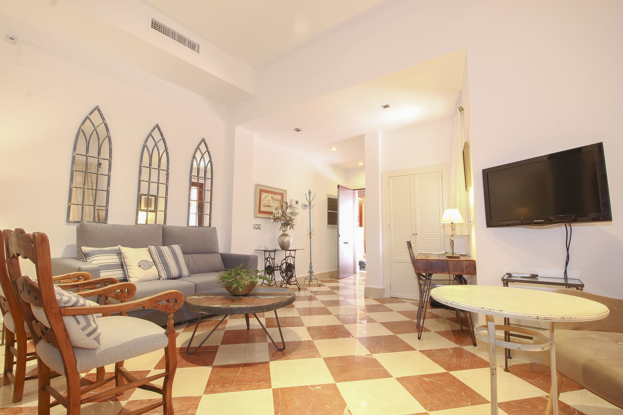 Appartement Deluxe Apart. Pza De La Encarnacion Q5 *