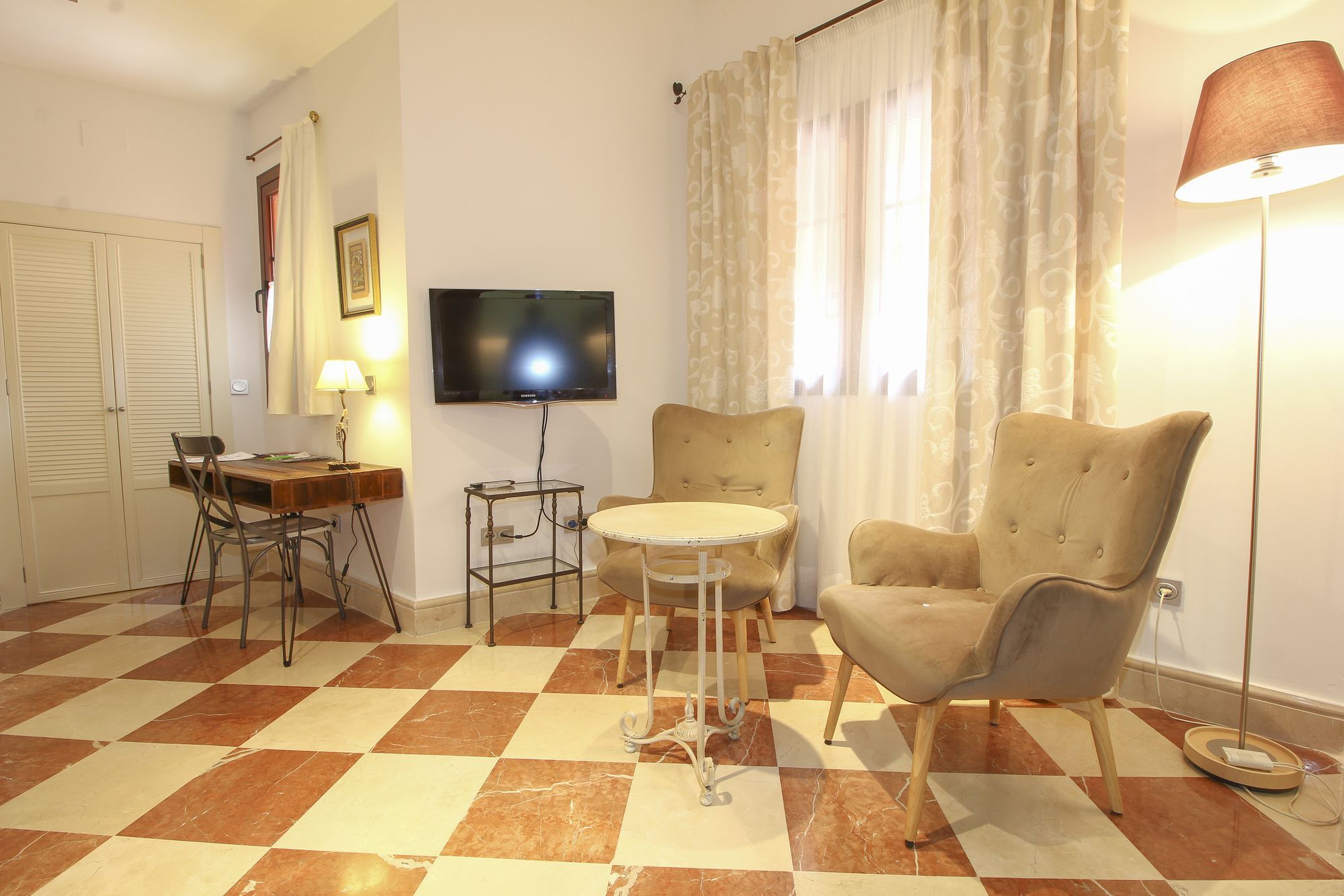 Appartement Deluxe Apart. Pza De La Encarnacion Q5